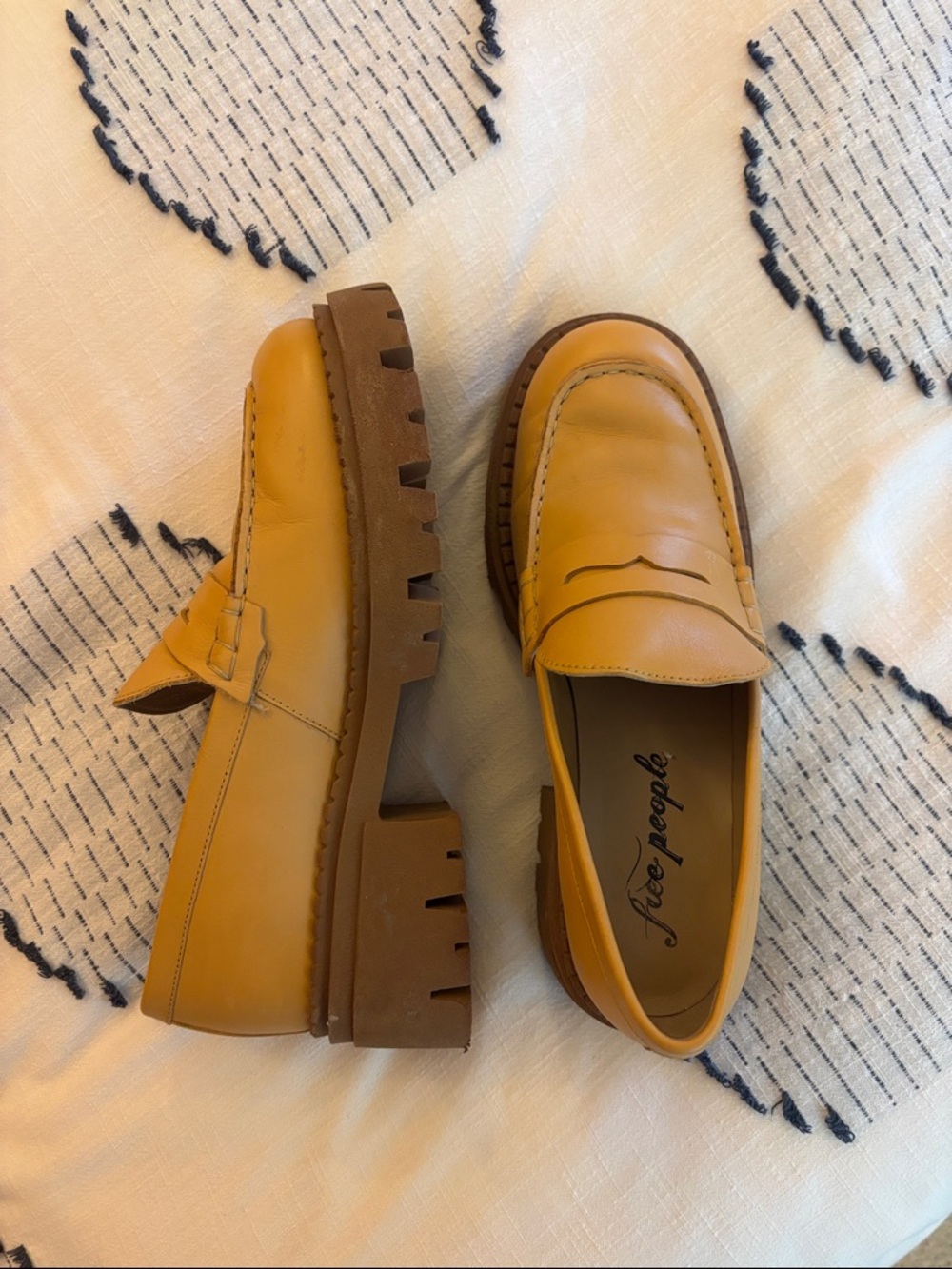 Free People Tan Chunky Lug Sole Penny Loafers SO PREPPY